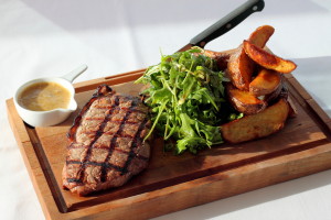 Duffys Malahide eating out in Dublin restaurants - Steak & wedges